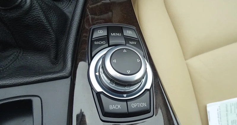 BMW Seria 5 cena 45900 przebieg: 244000, rok produkcji 2011 z Kock małe 301